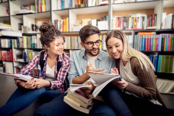 Students walking on a university campus